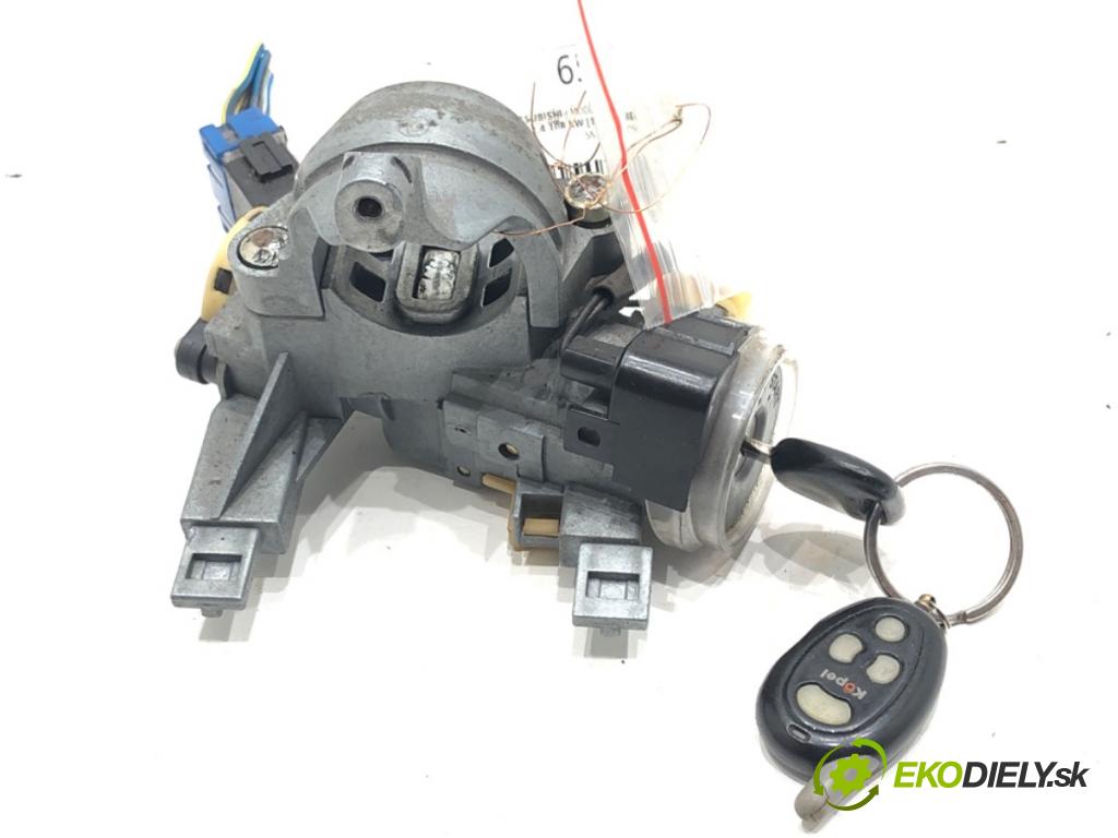 MITSUBISHI OUTLANDER I (CU_W) 2001 - 2008    2.4 108 kW [147 KM] benzyna 2002 - 2003  spinačka  (Spínacie skrinky a kľúče)