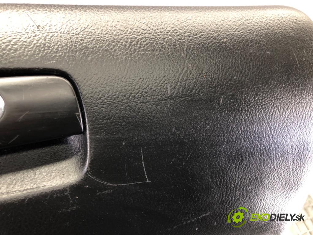 VW PASSAT B5 Variant (3B5) 1997 - 2001    1.9 TDI 85 kW [115 KM] olej napędowy 1998 - 2000  Priehradka, kastlík spolujazdca  (Priehradky, kastlíky)