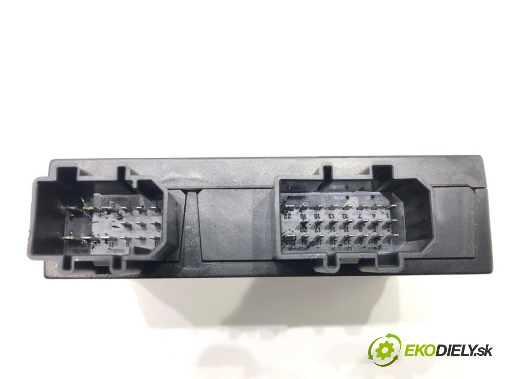 SEAT LEON (1M1) 1999 - 2006    1.9 TDI 81 kW [110 KM] olej napędowy 1999 - 2006  Modul komfortu 1J0959799AH (Moduly komfortu)