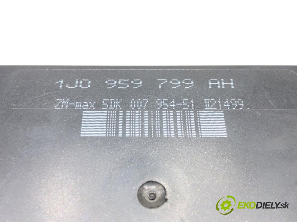 SEAT LEON (1M1) 1999 - 2006    1.9 TDI 81 kW [110 KM] olej napędowy 1999 - 2006  Modul komfortu 1J0959799AH (Moduly komfortu)