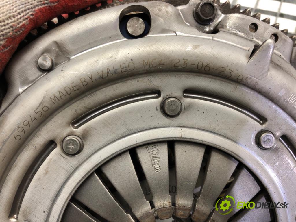 SEAT LEON (1M1) 1999 - 2006    1.9 TDI 81 kW [110 KM] olej napędowy 1999 - 2006  Spojková sada (bez ložiska) komplet 699456 (Kompletné sady (bez ložiska))