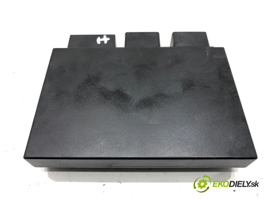 AUDI A6 C6 Avant (4F5) 2004 - 2011    2.0 TDI 103 kW [140 KM] olej napędowy 2005 - 2008  Modul ťažného oka 4F0907383C (Ostatné)