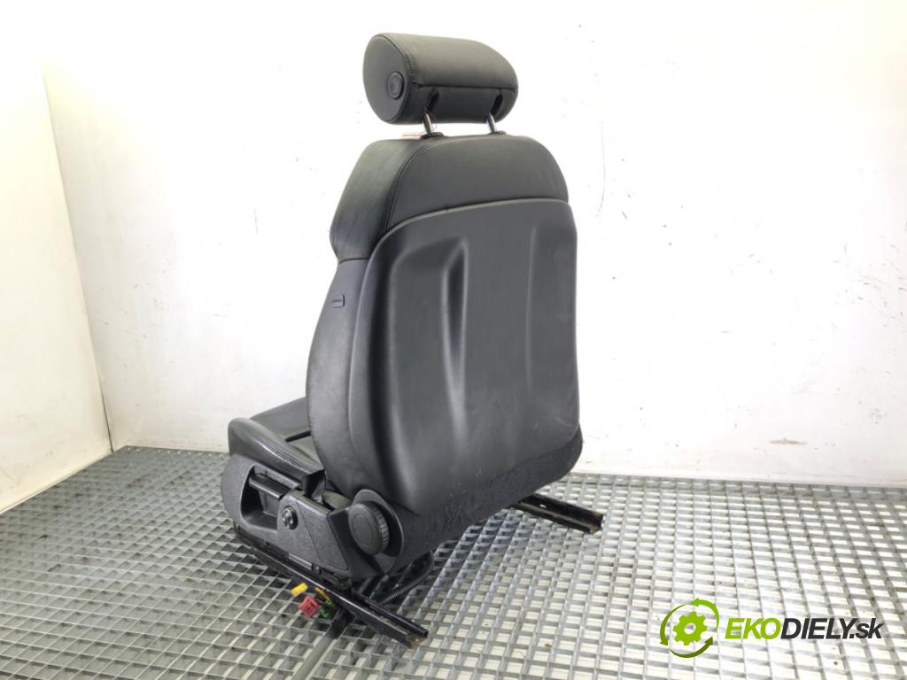 AUDI A6 C6 Avant (4F5) 2004 - 2011    2.0 TDI 103 kW [140 KM] olej napędowy 2005 - 2008  Sedadlo ľavy predný