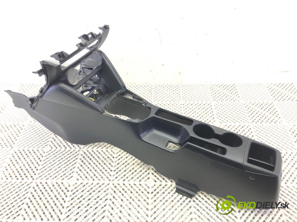 MAZDA 2 (DL, DJ) 2014 - 2022    1.5 SKYACTIV-G (DJLFS) 85 kW [115 KM] benzyna 2014 - 2022  Tunel stredový DA6C-64231 (Stredový tunel / panel)