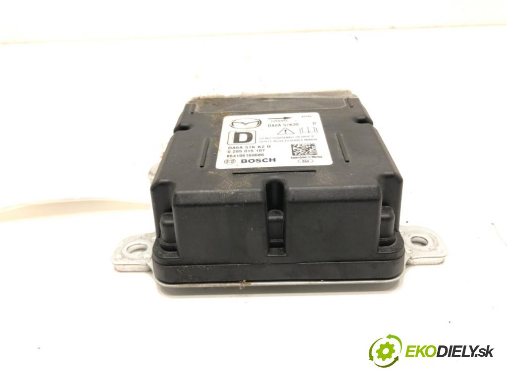 MAZDA 2 (DL, DJ) 2014 - 2022    1.5 SKYACTIV-G (DJLFS) 85 kW [115 KM] benzyna 2014 - 2022  senzor airbag DA6A57K30 (Snímače)