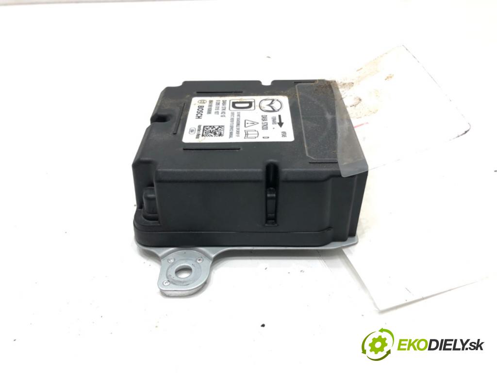 MAZDA 2 (DL, DJ) 2014 - 2022    1.5 SKYACTIV-G (DJLFS) 85 kW [115 KM] benzyna 2014 - 2022  senzor airbag DA6A57K30 (Snímače)