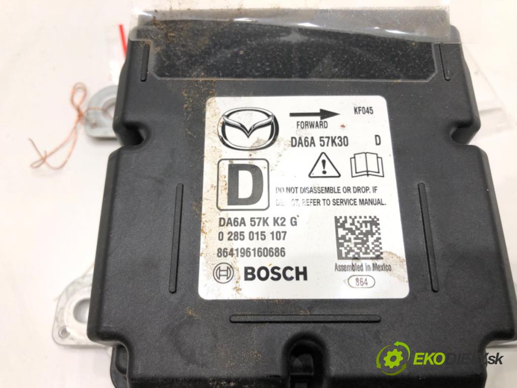 MAZDA 2 (DL, DJ) 2014 - 2022    1.5 SKYACTIV-G (DJLFS) 85 kW [115 KM] benzyna 2014 - 2022  senzor airbag DA6A57K30 (Snímače)