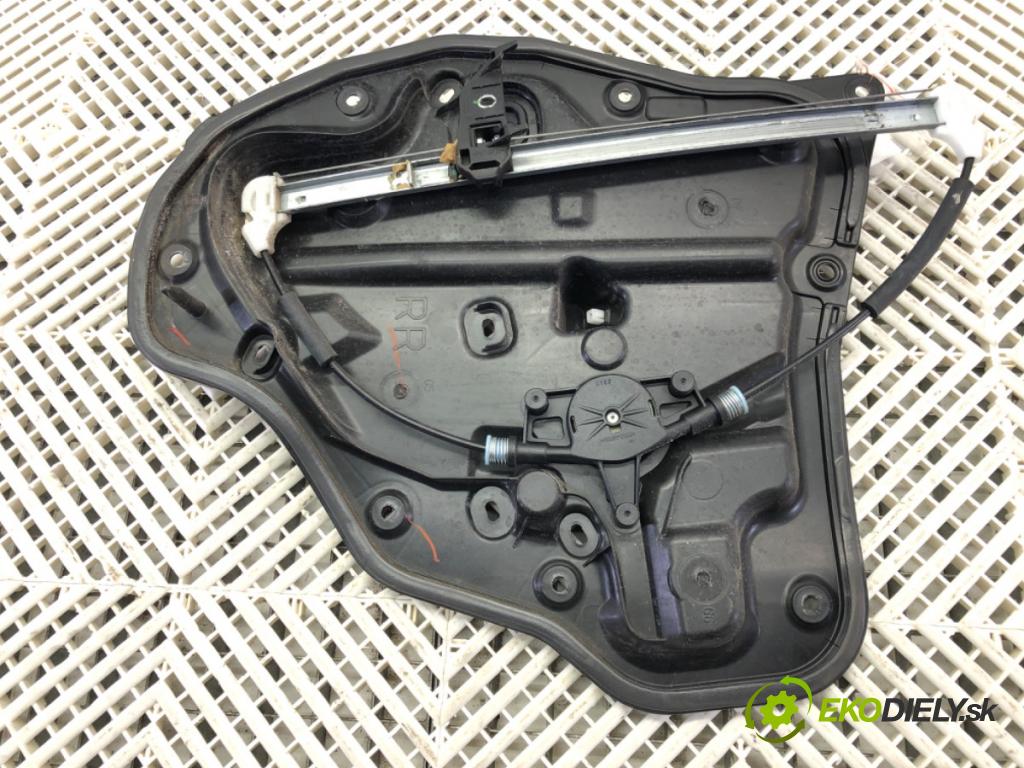 MAZDA 2 (DL, DJ) 2014 - 2022    1.5 SKYACTIV-G (DJLFS) 85 kW [115 KM] benzyna 2014 - 2022  mechanismus okna pravý zadní část DA6C7297X