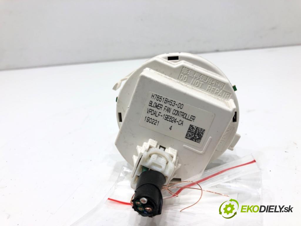 MAZDA 2 (DL, DJ) 2014 - 2022    1.5 SKYACTIV-G (DJLFS) 85 kW [115 KM] benzyna 2014 - 2022  odpor rezistor topení vzduchu VPDALF-19E624-CA (Odpory topení)