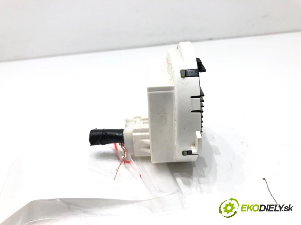 MAZDA 2 (DL, DJ) 2014 - 2022    1.5 SKYACTIV-G (DJLFS) 85 kW [115 KM] benzyna 2014 - 2022  odpor rezistor topení vzduchu VPDALF-19E624-CA (Odpory topení)