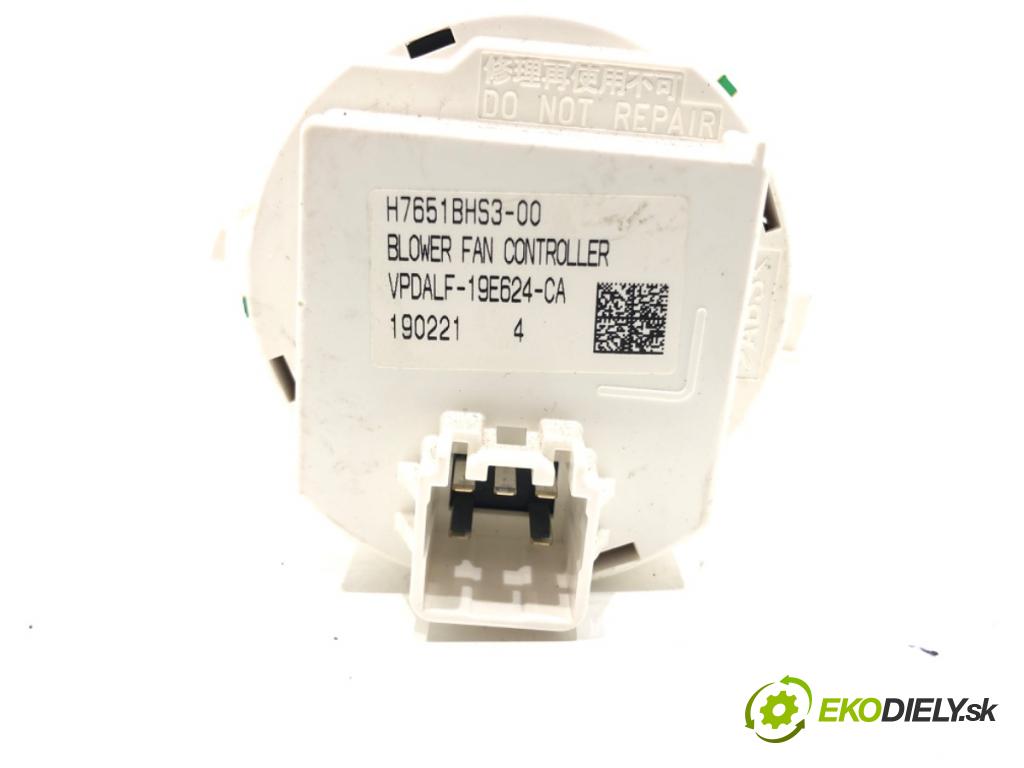 MAZDA 2 (DL, DJ) 2014 - 2022    1.5 SKYACTIV-G (DJLFS) 85 kW [115 KM] benzyna 2014 - 2022  odpor rezistor topení vzduchu VPDALF-19E624-CA (Odpory topení)