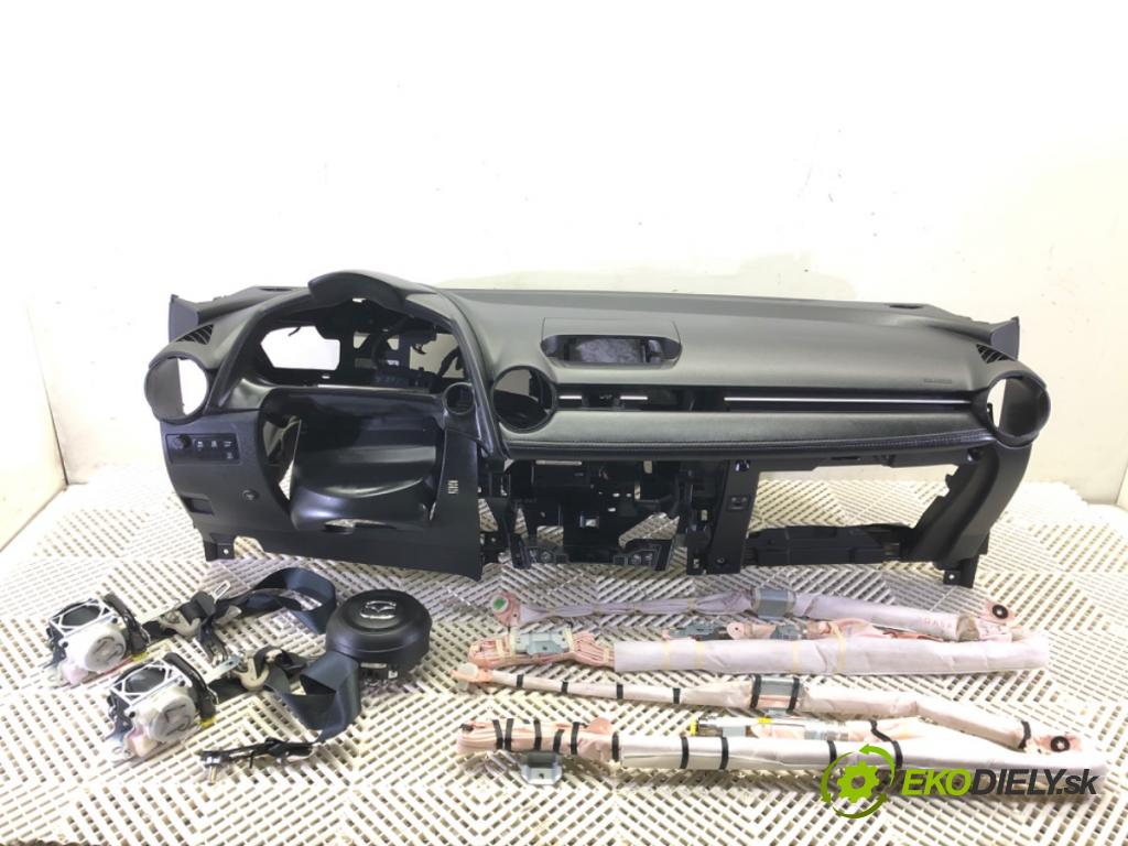 MAZDA 2 (DL, DJ) 2014 - 2022    1.5 SKYACTIV-G (DJLFS) 85 kW [115 KM] benzyna 2014 - 2022  Palubná doska silentbloku ZÁBORY: pasy 