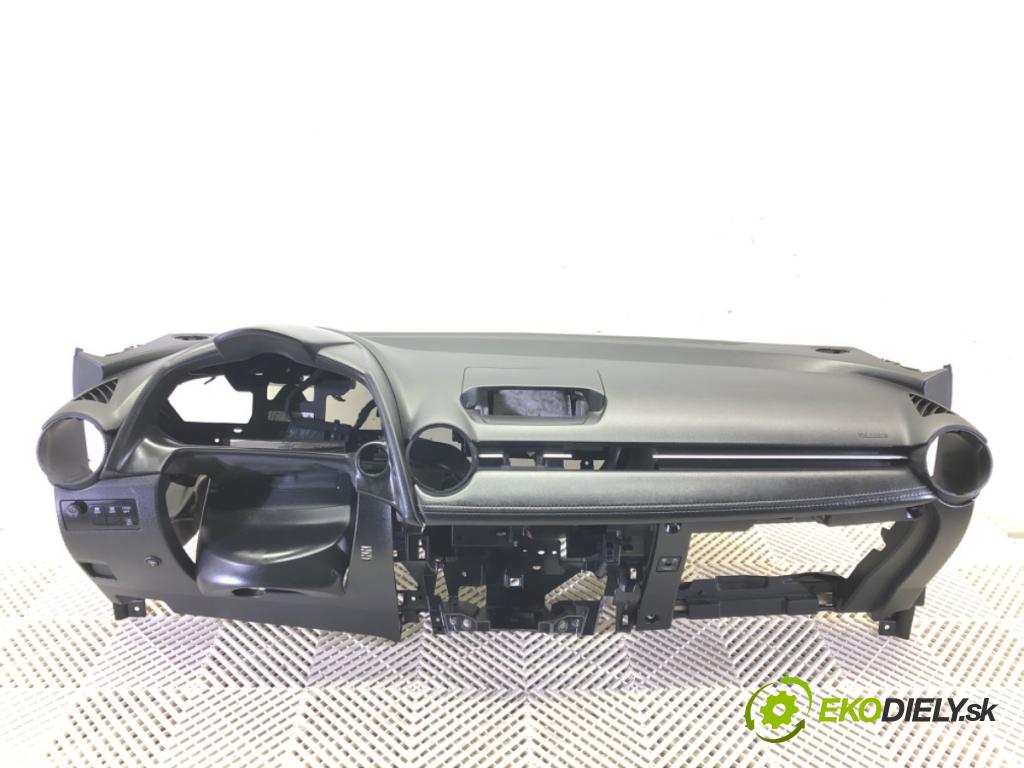 MAZDA 2 (DL, DJ) 2014 - 2022    1.5 SKYACTIV-G (DJLFS) 85 kW [115 KM] benzyna 2014 - 2022  Palubná doska silentbloku ZÁBORY: pasy