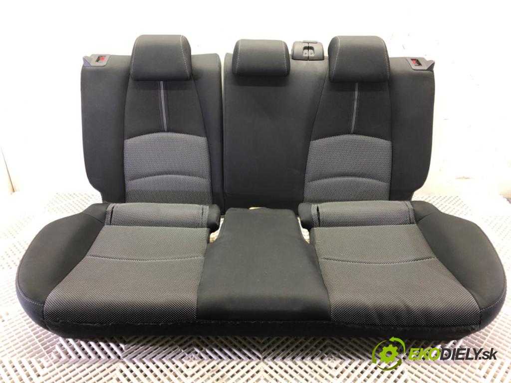 MAZDA 2 (DL, DJ) 2014 - 2022    1.5 SKYACTIV-G (DJLFS) 85 kW [115 KM] benzyna 2014 - 2022  Sedadlo druhý rad 
