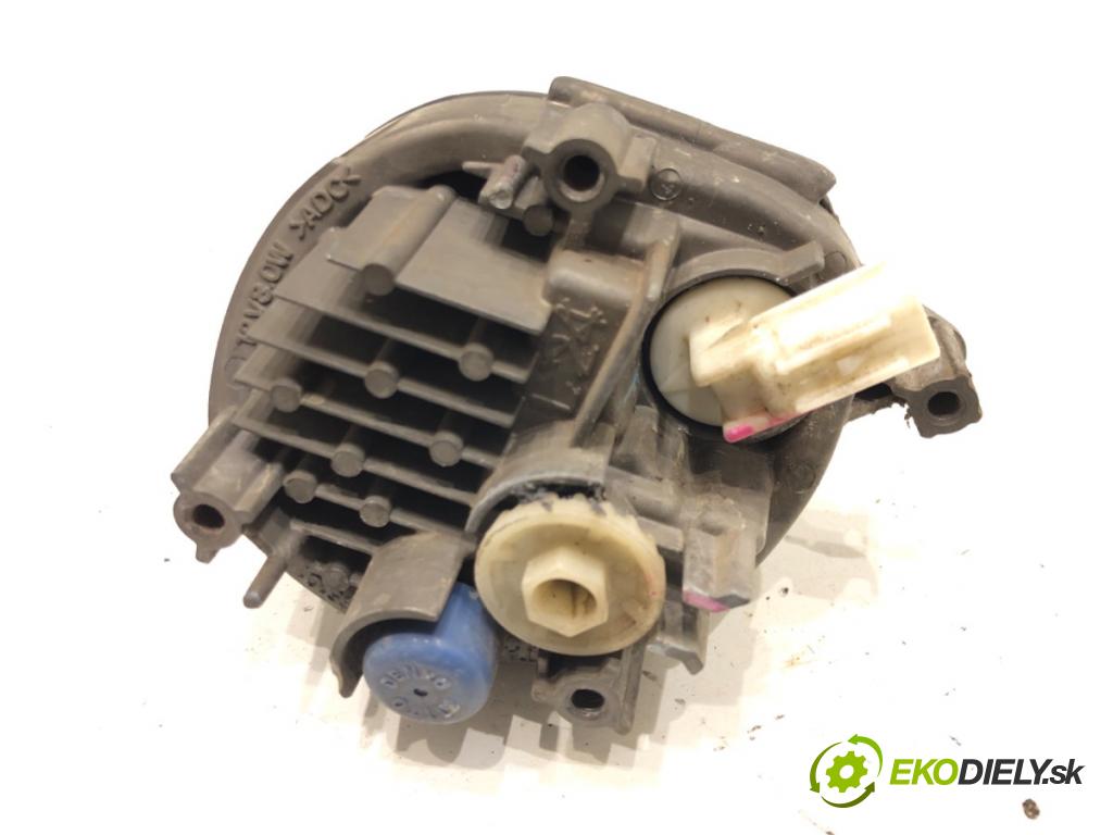 MAZDA 2 (DL, DJ) 2014 - 2022    1.5 SKYACTIV-G (DJLFS) 85 kW [115 KM] benzyna 2014 - 2022  hmlové svetlo, hmlovka pravý přední část