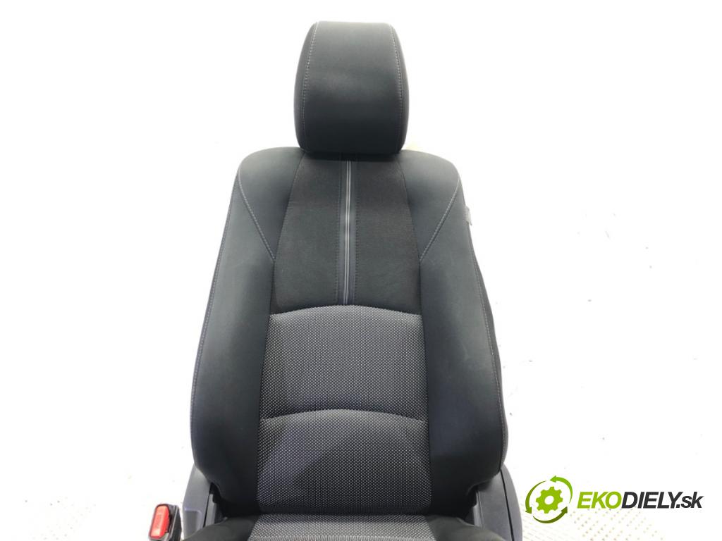 MAZDA 2 (DL, DJ) 2014 - 2022    1.5 SKYACTIV-G (DJLFS) 85 kW [115 KM] benzyna 2014 - 2022  Sedadlo ľavy predný
