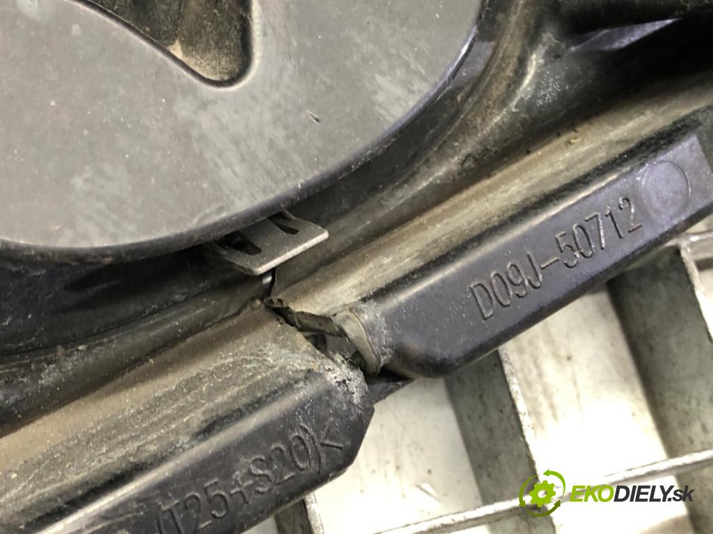 MAZDA 2 (DL, DJ) 2014 - 2022    1.5 SKYACTIV-G (DJLFS) 85 kW [115 KM] benzyna 2014 - 2022  mřížka maska D09J-50712 (Mřížky (masky) chladičů)