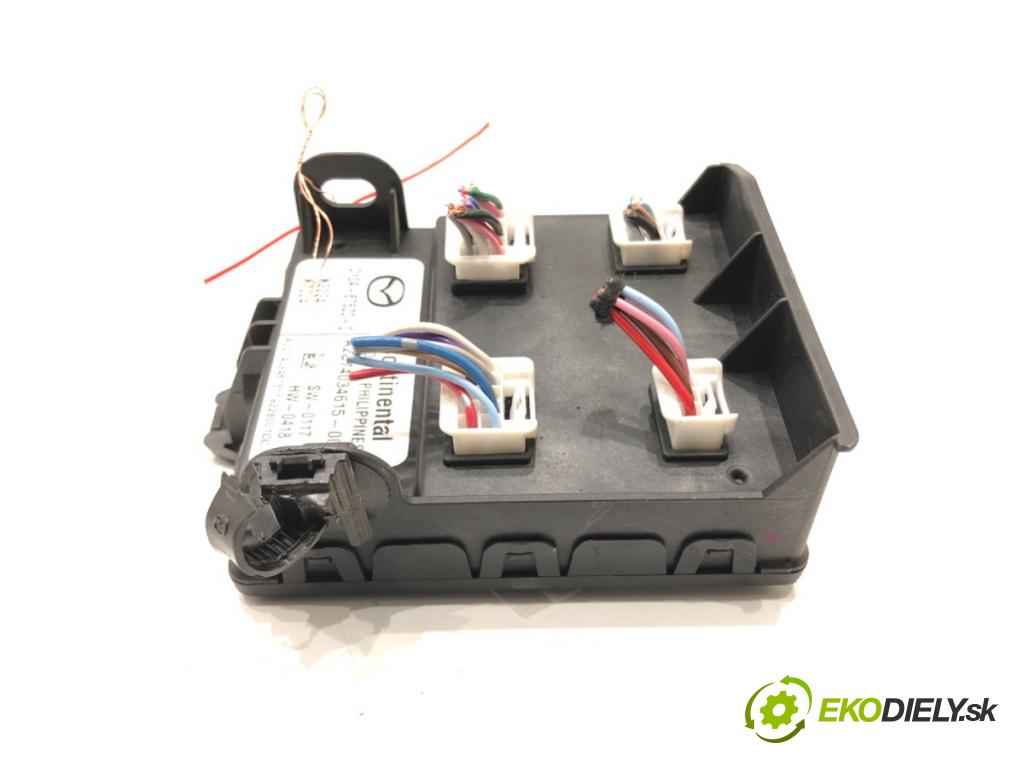 MAZDA 2 (DL, DJ) 2014 - 2022    1.5 SKYACTIV-G (DJLFS) 85 kW [115 KM] benzyna 2014 - 2022  Modul komfortu D10A-675Z0-C (Moduly komfortu)