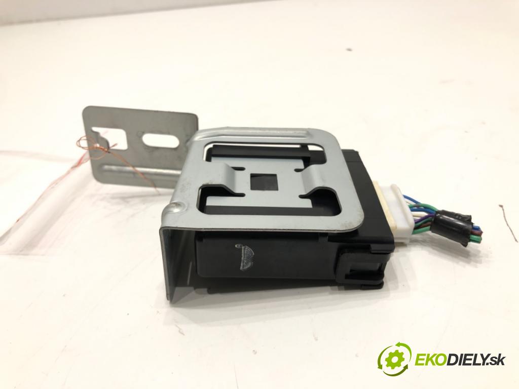 MAZDA 2 (DL, DJ) 2014 - 2022    1.5 SKYACTIV-G (DJLFS) 85 kW [115 KM] benzyna 2014 - 2022  Modul svetiel D23N51225 (Ostatné)