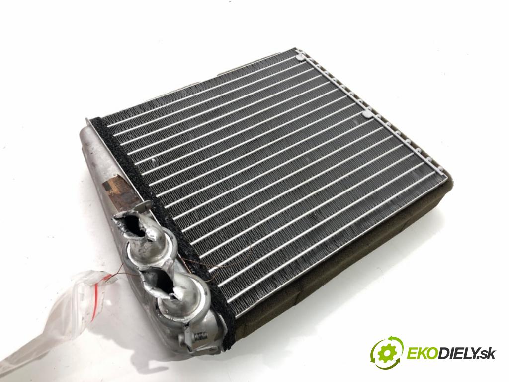 AUDI A3 (8P1) 2003 - 2013    1.6 75 kW [102 KM] benzyna 2003 - 2012  topné těleso radiátor topení  (Radiátory topení)