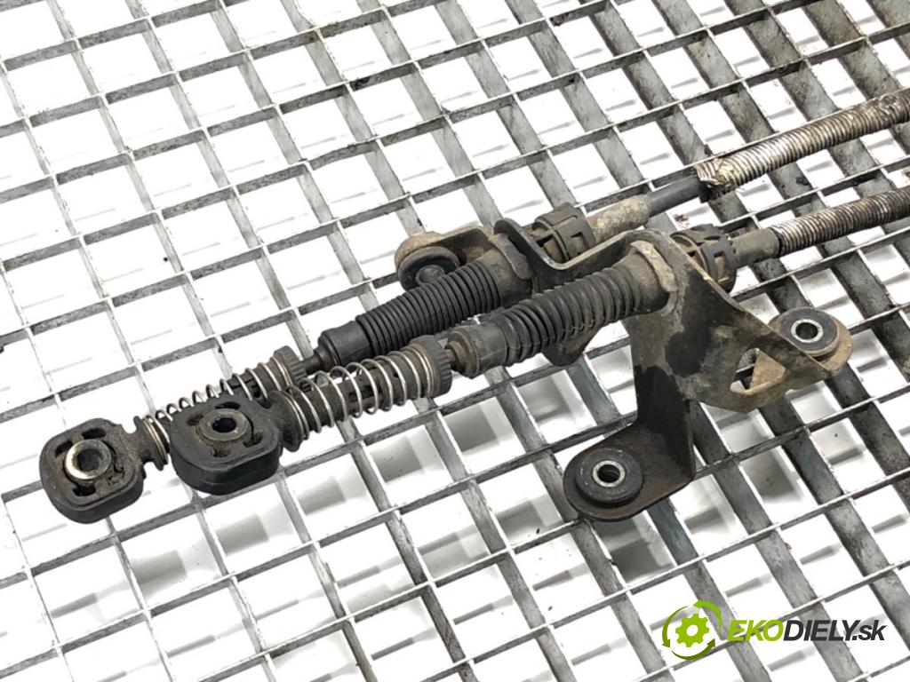 AUDI A3 (8P1) 2003 - 2013    1.6 75 kW [102 KM] benzyna 2003 - 2012  Kulisa 8P0863876 (Rýchlostné páky / kulisy)