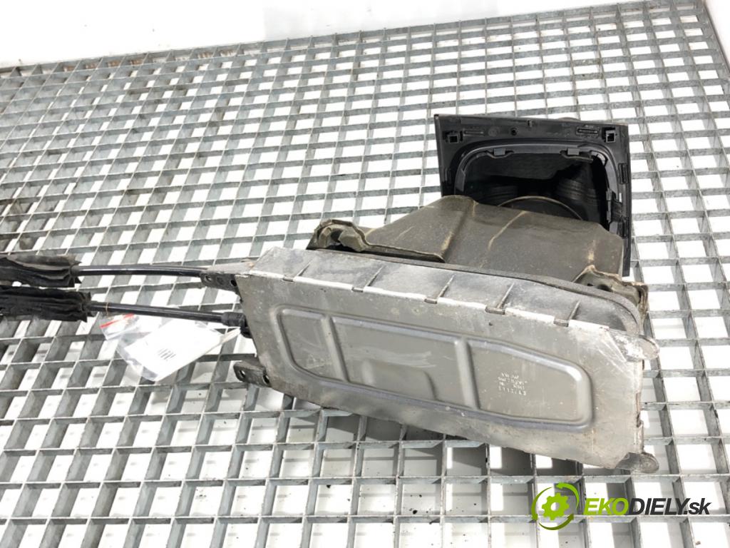 AUDI A3 (8P1) 2003 - 2013    1.6 75 kW [102 KM] benzyna 2003 - 2012  Kulisa 8P0863876 (Rýchlostné páky / kulisy)