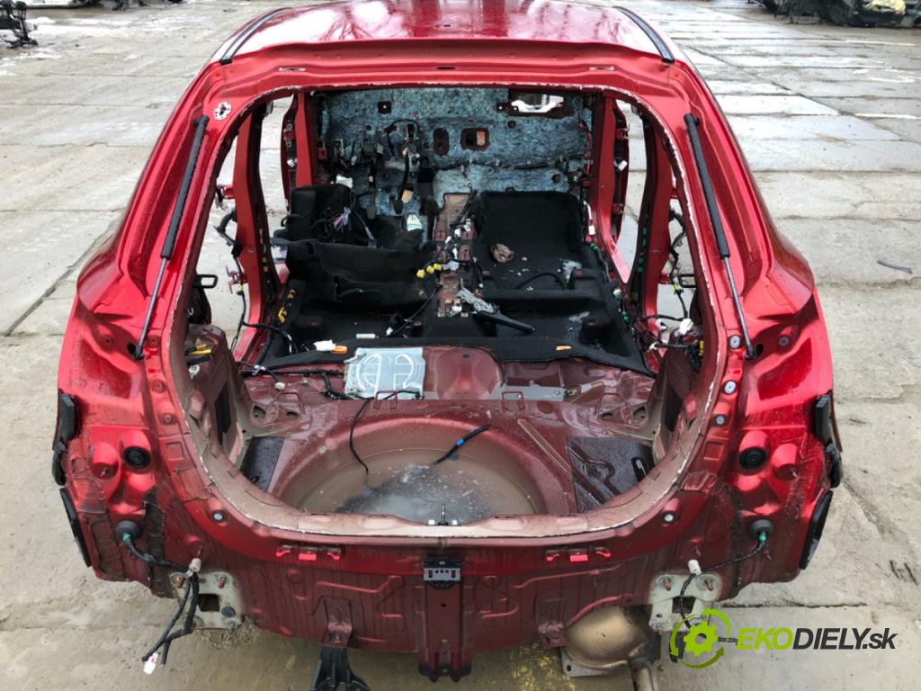 MAZDA 2 (DL, DJ) 2014 - 2022    1.5 SKYACTIV-G (DJLFS) 85 kW [115 KM] benzyna 2014 - 2022  KAROSERIA ČTVRŤÁK blatník zadní část levý pravý POŠTY: prahy střecha