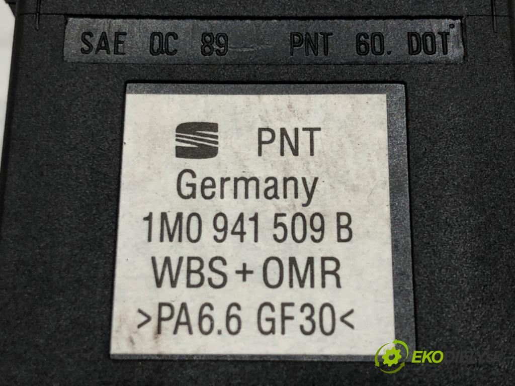 SEAT LEON (1M1) 1999 - 2006    1.6 16 V 77 kW [105 KM] benzyna 2000 - 2006  Spínač svetiel výstražných (núdzových)  (Prepínače, spínače, tlačidlá a ovládače kúrenia)