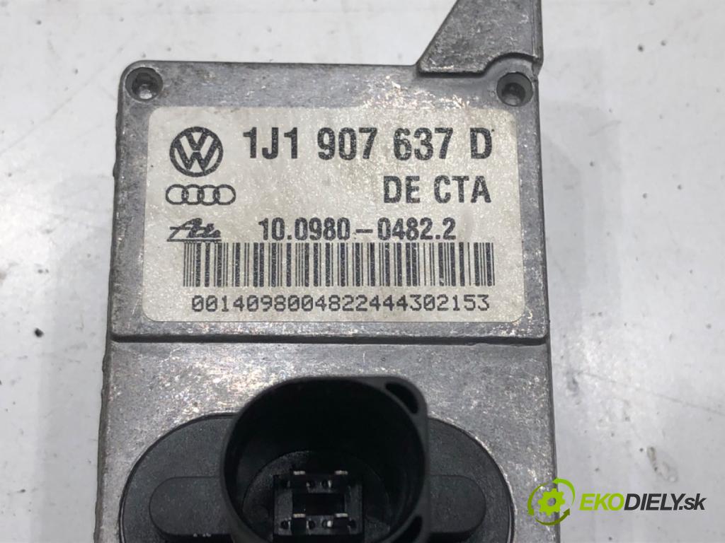 SEAT LEON (1M1) 1999 - 2006    1.6 16 V 77 kW [105 KM] benzyna 2000 - 2006  snímač ESP 1J1907637D