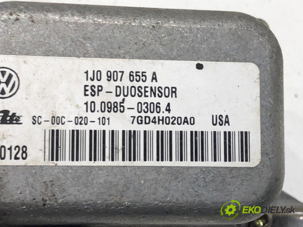 SEAT LEON (1M1) 1999 - 2006    1.6 16 V 77 kW [105 KM] benzyna 2000 - 2006  snímač ESP 1J1907637D