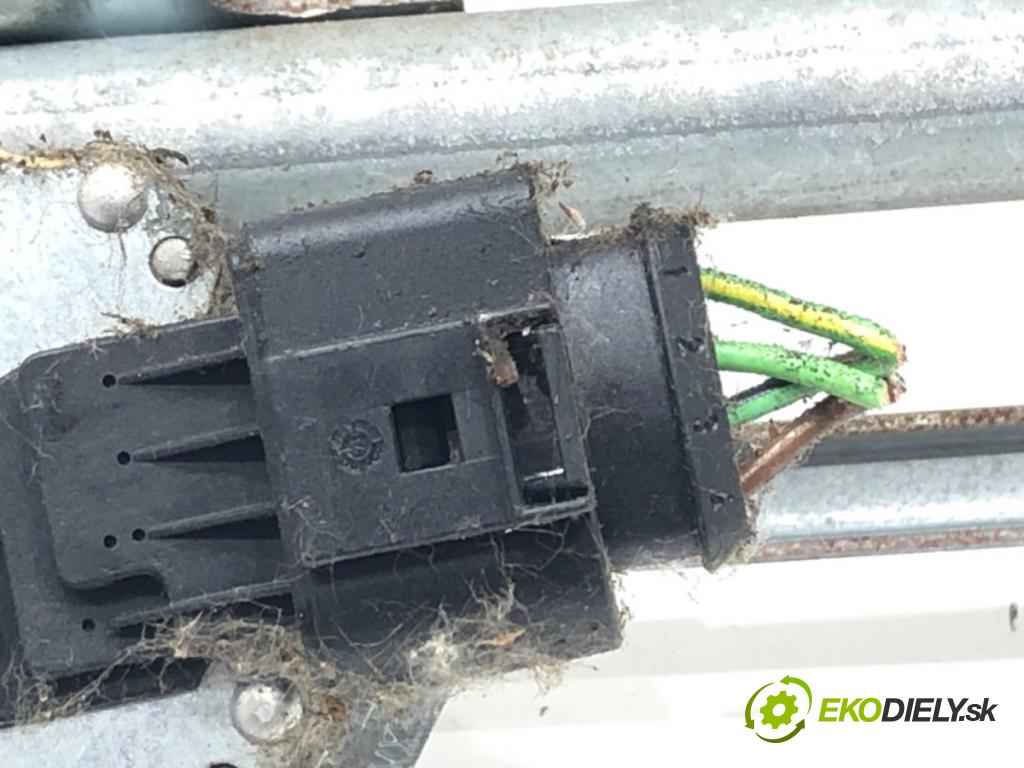 SEAT LEON (1M1) 1999 - 2006    1.6 16 V 77 kW [105 KM] benzyna 2000 - 2006  Mechanizmus stieračov predný 1J1955113C (Motorčeky stieračov predné)