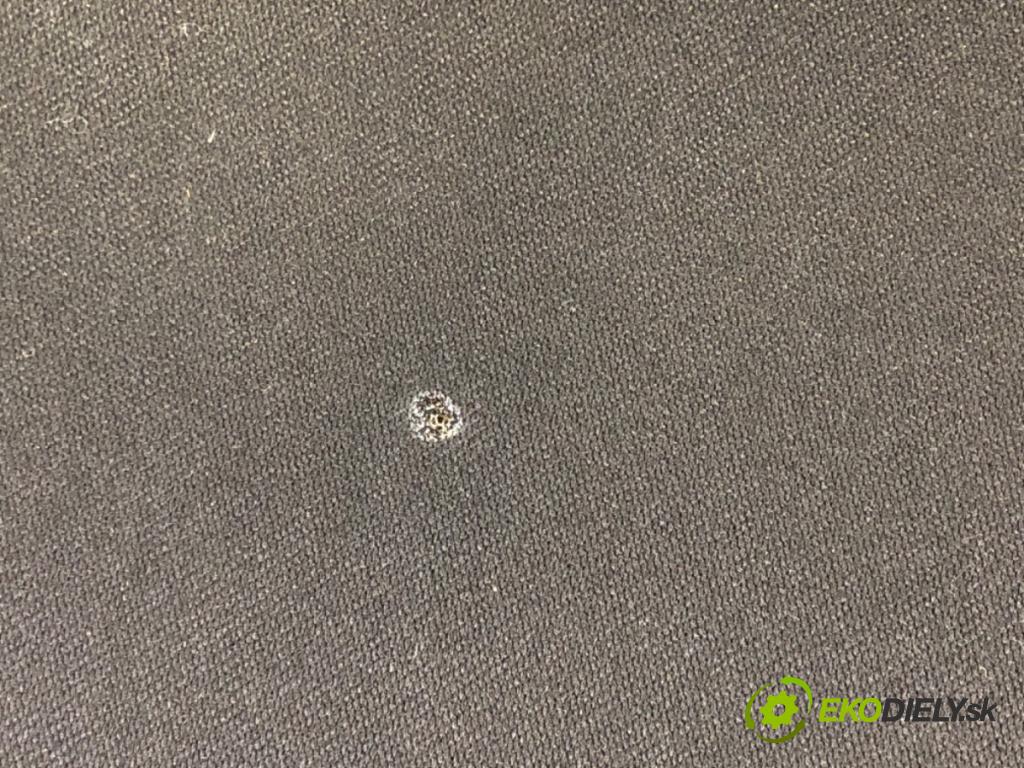 SEAT LEON (1M1) 1999 - 2006    1.6 16 V 77 kW [105 KM] benzyna 2000 - 2006  Sedadlo pravy  (Sedačky, sedadlá)