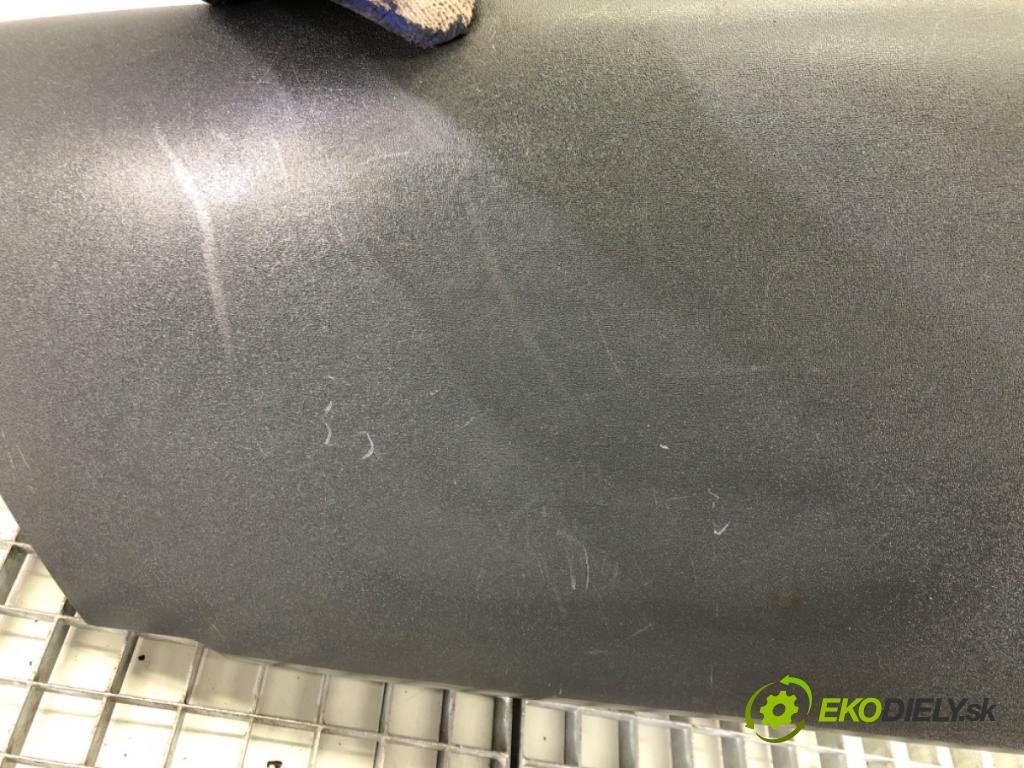 MITSUBISHI COLT VI (Z3_A, Z2_A) 2002 - 2012    1.3 70 kW [95 KM] benzyna 2004 - 2012  Priehradka, kastlík spolujazdca  (Priehradky, kastlíky)