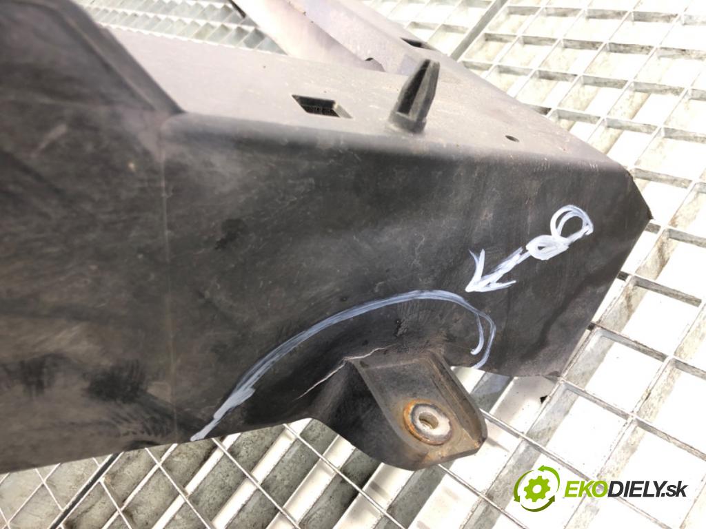 MITSUBISHI COLT VI (Z3_A, Z2_A) 2002 - 2012    1.3 70 kW [95 KM] benzyna 2004 - 2012  držák přední část  (Výztuhy přední)