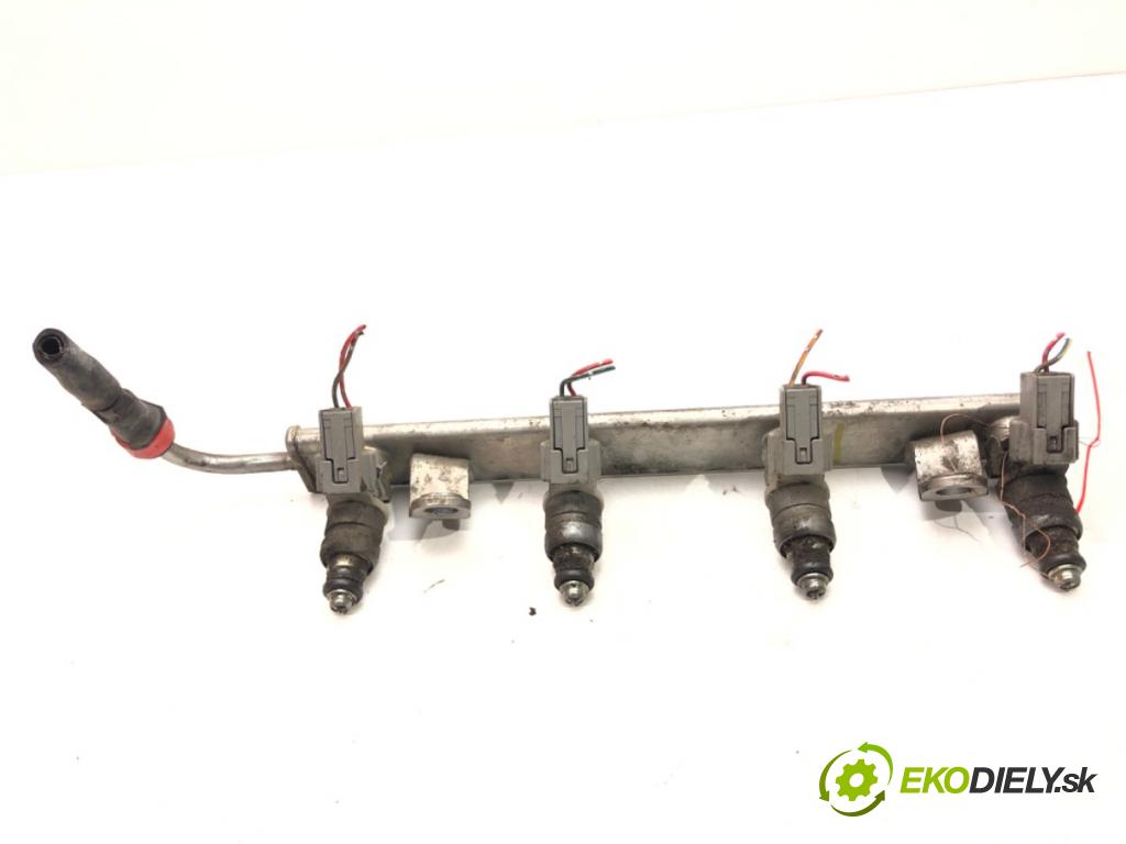 MITSUBISHI COLT VI (Z3_A, Z2_A) 2002 - 2012    1.3 70 kW [95 KM] benzyna 2004 - 2012  Lišta vstrekovacia MR988977 (Vstrekovacie lišty)