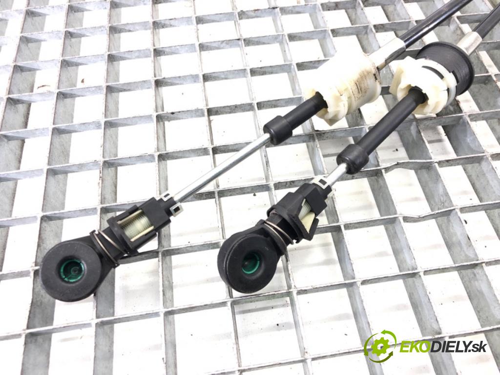 MERCEDES-BENZ VITO Skrzynia (W447) 2014 - 2022    111 CDI (447.601, 447.603, 447.605) 84 kW [114 KM] olej napędowy 2014 - 2022  Lanká A4472601651 (Rýchlostné páky / kulisy)