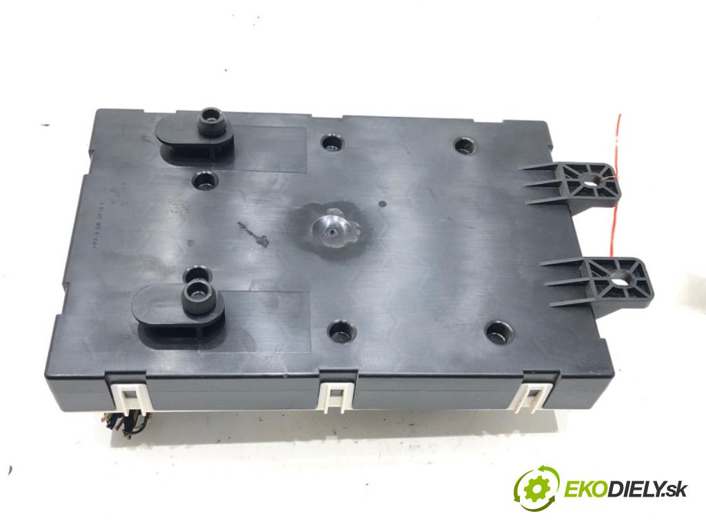 MERCEDES-BENZ VITO Skrzynia (W447) 2014 - 2022    111 CDI (447.601, 447.603, 447.605) 84 kW [114 KM] olej napędowy 2014 - 2022  modul BSI A4479001607 (Pojistkové skříňky)