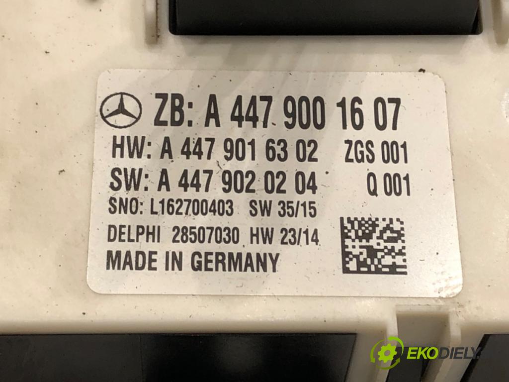 MERCEDES-BENZ VITO Skrzynia (W447) 2014 - 2022    111 CDI (447.601, 447.603, 447.605) 84 kW [114 KM] olej napędowy 2014 - 2022  modul BSI A4479001607 (Pojistkové skříňky)