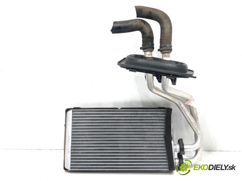 MERCEDES-BENZ VITO Skrzynia (W447) 2014 - 2022    111 CDI (447.601, 447.603, 447.605) 84 kW [114 KM] olej napędowy 2014 - 2022  topné těleso radiátor topení  (Radiátory topení)