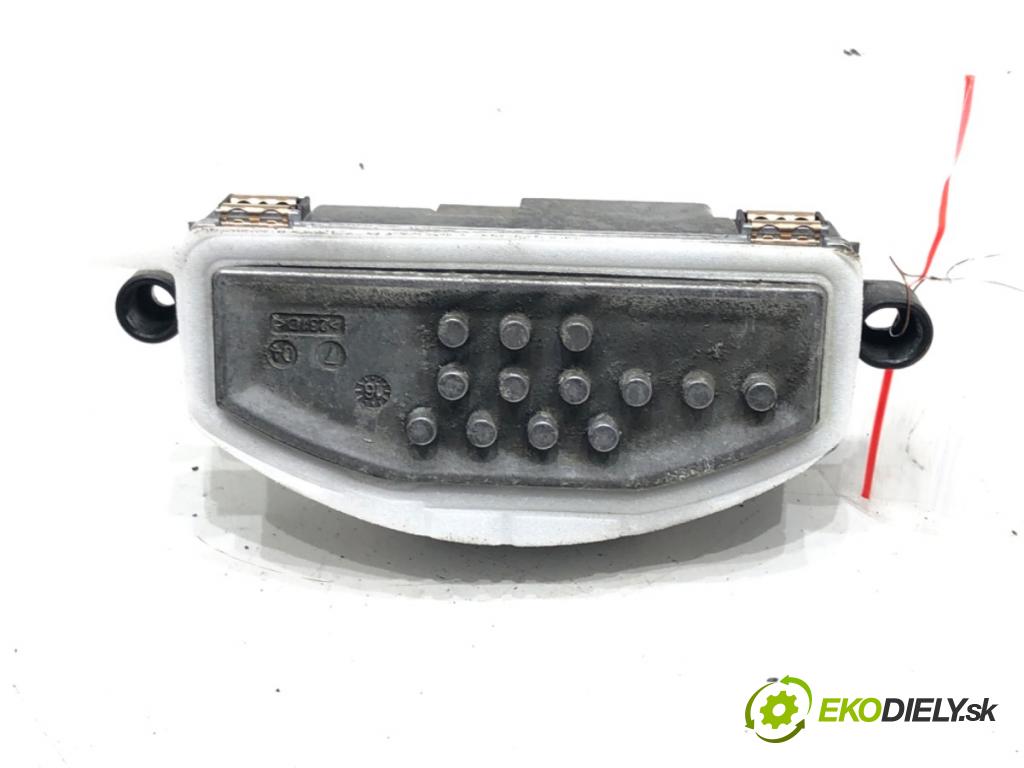 MERCEDES-BENZ VITO Skrzynia (W447) 2014 - 2022    111 CDI (447.601, 447.603, 447.605) 84 kW [114 KM] olej napędowy 2014 - 2022  odpor rezistor topení vzduchu 5HL011266-52 (Odpory topení)