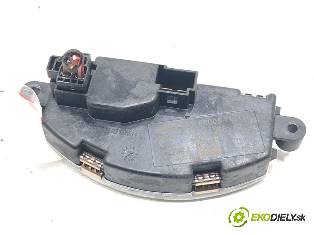 MERCEDES-BENZ VITO Skrzynia (W447) 2014 - 2022    111 CDI (447.601, 447.603, 447.605) 84 kW [114 KM] olej napędowy 2014 - 2022  odpor rezistor topení vzduchu 5HL011266-52 (Odpory topení)