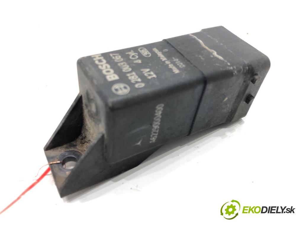 MERCEDES-BENZ VITO Skrzynia (W447) 2014 - 2022    111 CDI (447.601, 447.603, 447.605) 84 kW [114 KM] olej napędowy 2014 - 2022  relé sviečok žhavenia A6229000400 (Relé)