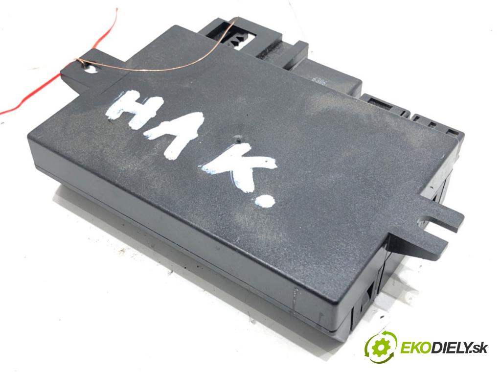 MERCEDES-BENZ VITO Skrzynia (W447) 2014 - 2022    111 CDI (447.601, 447.603, 447.605) 84 kW [114 KM] olej napędowy 2014 - 2022  Modul ťažného oka A4479004105 (Ostatné)