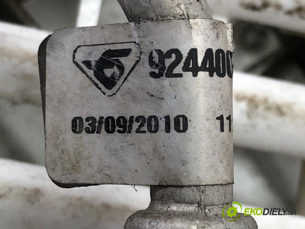 RENAULT SCÉNIC III (JZ0/1_) 2008 - 2022    1.5 dCi 81 kW [110 KM] olej napędowy 2009 - 2022  rúrka klimatizácie 924400009R (Rúrky klimatizácie)