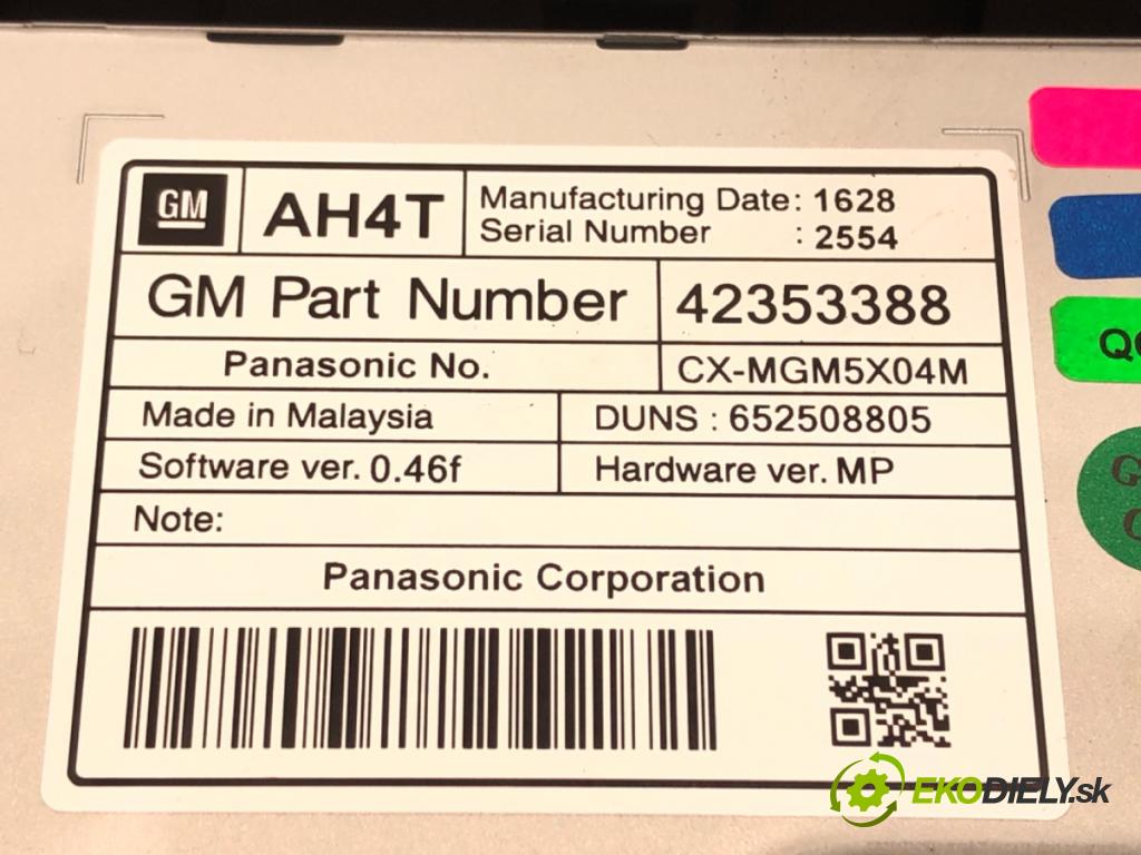 OPEL ASTRA J sedan 2012 - 2022    1.4 Turbo (69) 103 kW [140 KM] benzyna 2012 - 2022  Dislpej 42353388 (Prístrojové dosky, displeje)