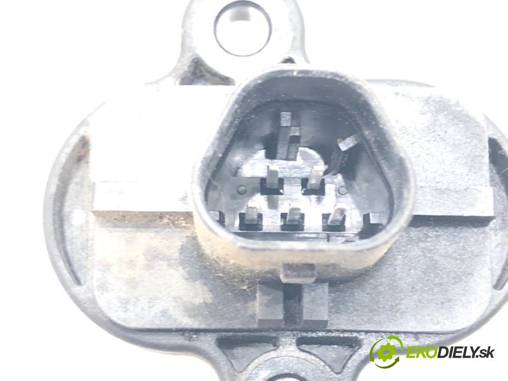 OPEL ASTRA J sedan 2012 - 2022    1.4 Turbo (69) 103 kW [140 KM] benzyna 2012 - 2022  Váha vzduchu 12671616 (Váhy vzduchu)