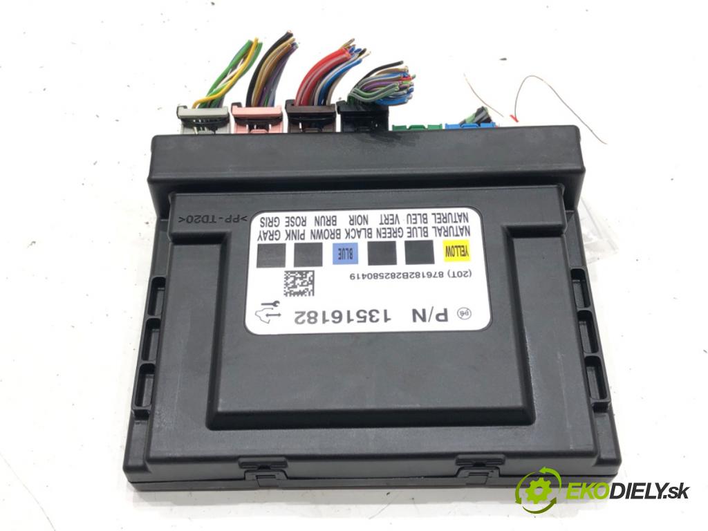 OPEL ASTRA J sedan 2012 - 2022    1.4 Turbo (69) 103 kW [140 KM] benzyna 2012 - 2022  Modul komfortu 13516182 (Moduly komfortu)