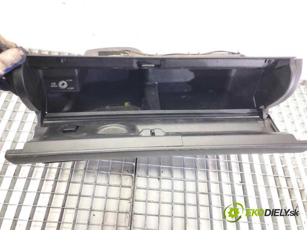 SEAT LEON (1M1) 1999 - 2006    1.9 TDI 81 kW [110 KM] olej napędowy 1999 - 2006  Priehradka, kastlík spolujazdca  (Priehradky, kastlíky)