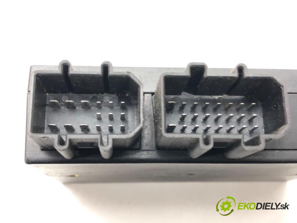 SEAT LEON (1M1) 1999 - 2006    1.9 TDI 81 kW [110 KM] olej napędowy 1999 - 2006  Modul komfortu 1C0959799F (Moduly komfortu)