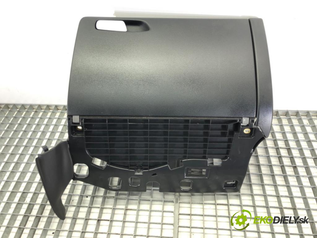 AUDI A4 B8 Avant (8K5) 2007 - 2015    1.8 TFSI 88 kW [120 KM] benzyna 2008 - 2015  Priehradka, kastlík spolujazdca 8K1857035 (Priehradky, kastlíky)